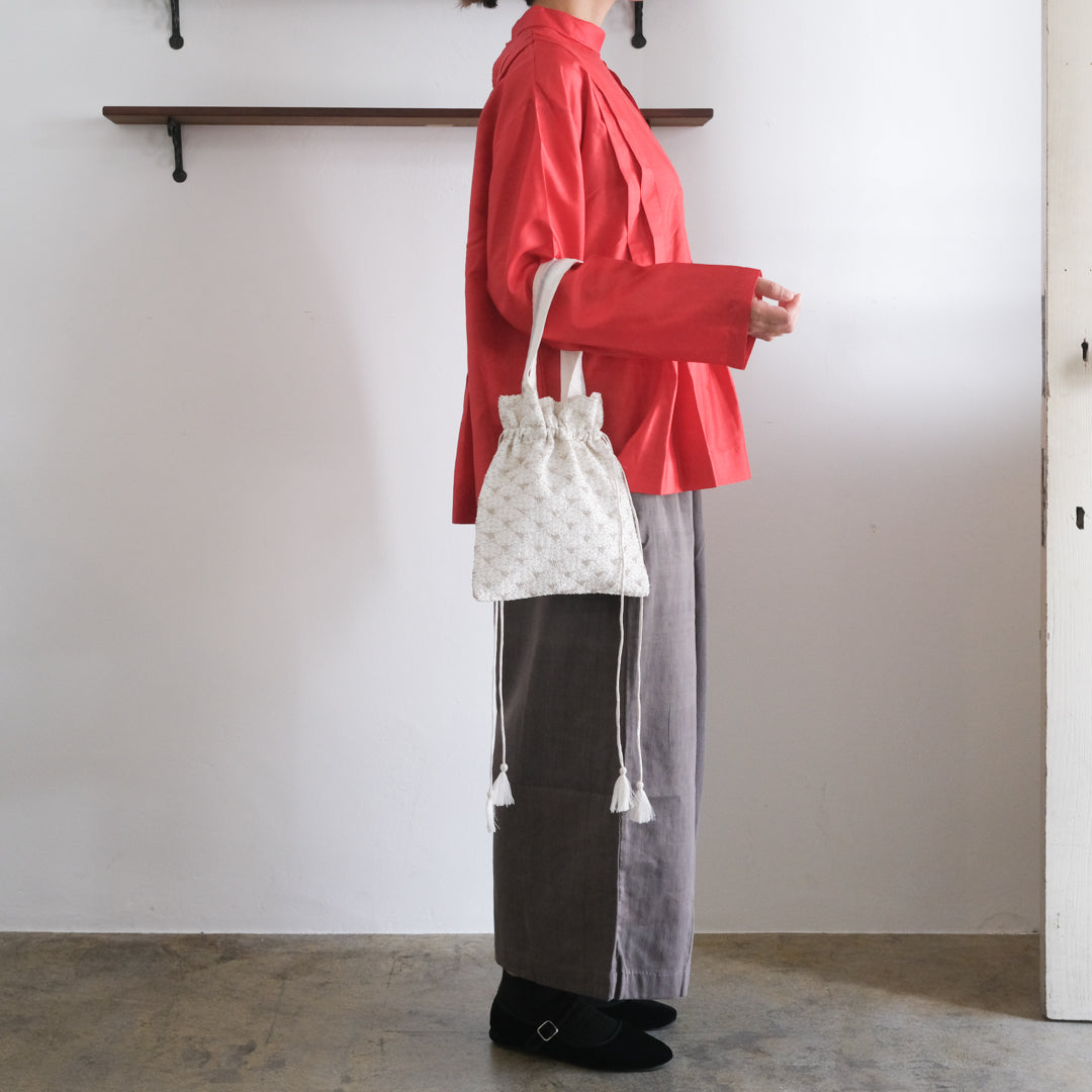 BUNON／High neck Tuck Blouse