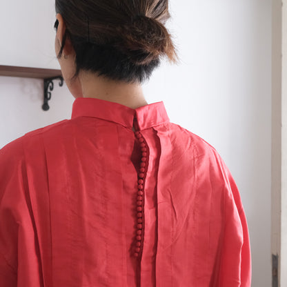 BUNON／High neck Tuck Blouse