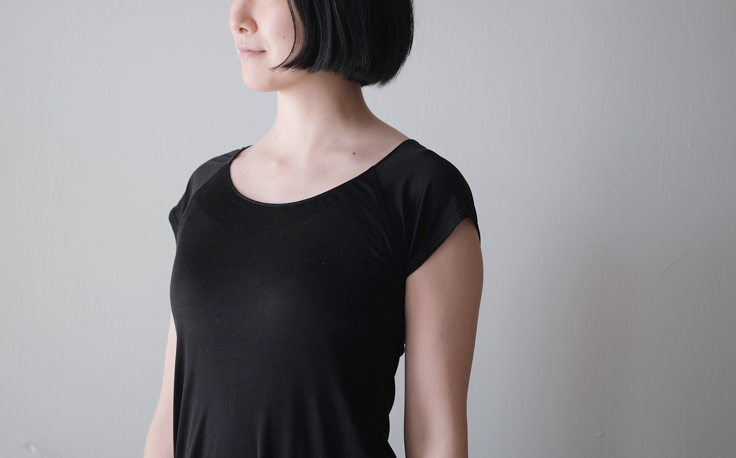 COCOONA SKINWEAR／フレンチスリーブトップ（スムース）