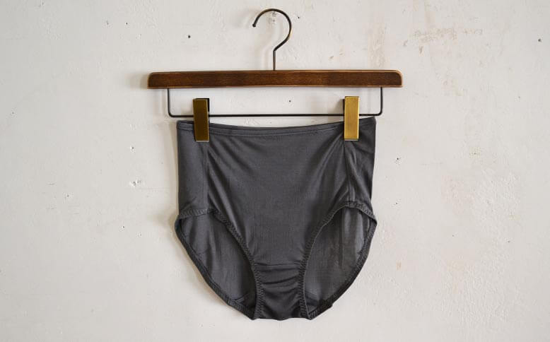 COCOONA SKINWEAR／マキシショーツ