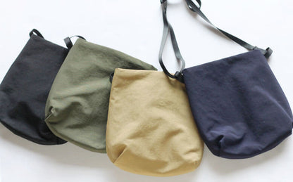 NIZYU KANO／LIGHT NYLON ショルダーポーチ