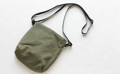 NIZYU KANO／LIGHT NYLON ショルダーポーチ