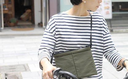 NIZYU KANO／LIGHT NYLON サコッシュS