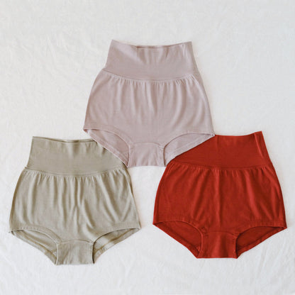YARN／ファンテイル・アンダーパンツ  カラー（700-20）