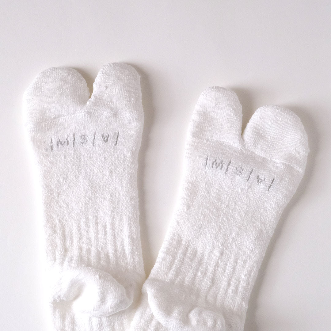 SYN:／WALKING SOCKS